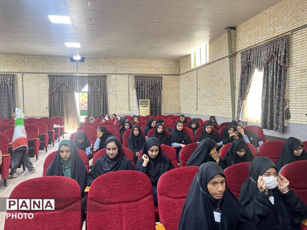 آیین افتتاحیه هفته سلامت در سالن اجتماعات آموزش و پرورش رودبارجنوب