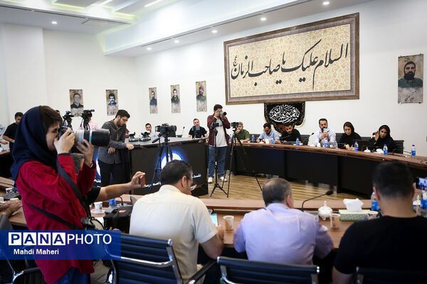 نشست خبری رئیس فدراسیون کشتی