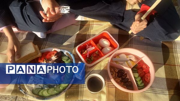 پیشتازان سلامت و نشاط در اردوی دبیرستان شهید مدرس 