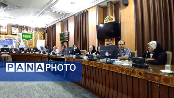 نشست خبری مدیرکل آموزش و پرورش استان اصفهان 