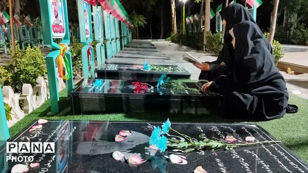 تجدید میثاق با شهدای نیروی انتظامی شهرستان نجف آباد در جنگ رمضان  