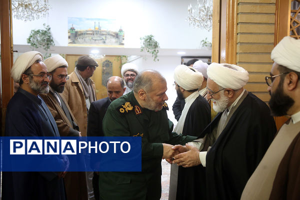 مراسم بزرگداشت شهدای اغتشاشات دیماه در قم