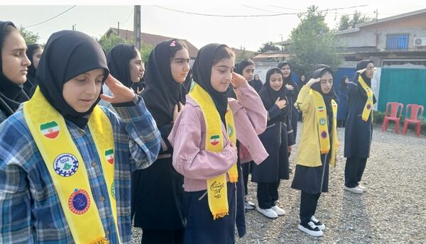 نواختن زنگ مهر و ایثار و مقاومت در دبیرستان نمونه دولتی معرفت