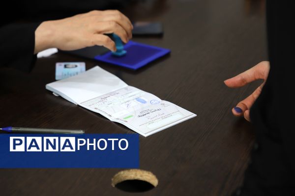 حضور پر شور مردم مشهد در چهاردهمین دوره انتخابات ریاست‌جمهوری 