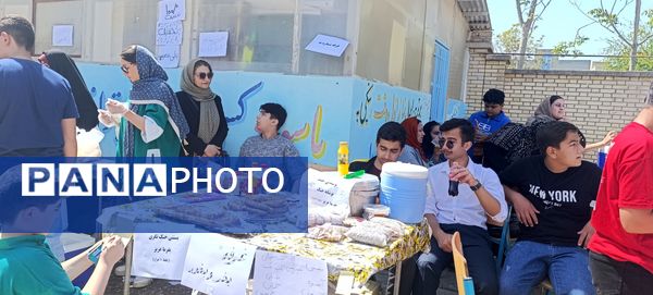 برپایی بازارچه در مدرسه ولیعصر آشخانه 