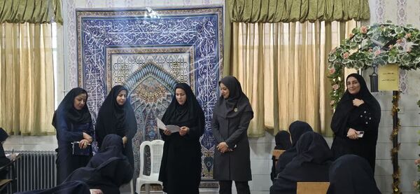 برگزاری آزمون جامع در دبیرستان شاهد فردوس بافق