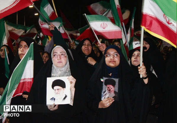 همایش تبیین نقش رسانه در جنگ تحمیلی