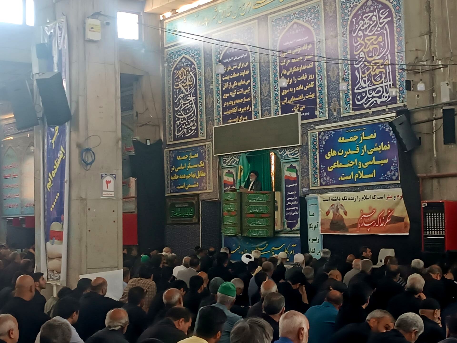دومین نماز جمعه ماه محرم در نیشابور 
