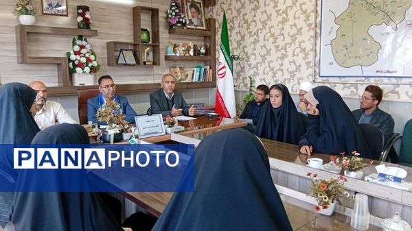 سیزدهمین دوره انتخابات شورای دانش آموزی منطقه در شهرستان رشتخوار