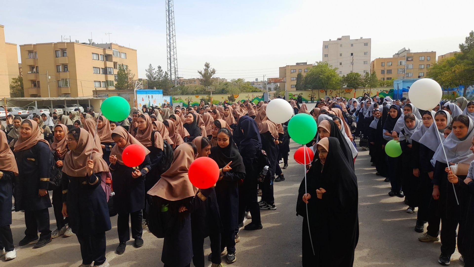 آیین بازگشایی مدارس در دبیرستان نورالهدی 