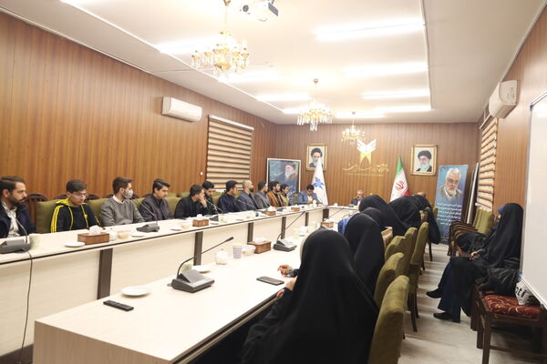  از تسخیر تا تبیین؛ بازخوانی پیام ۱۳ آبان در دانشگاه آزاد مشهد
