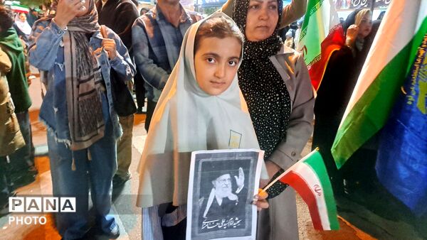 اجتماع فرهنگیان و دانش‌آموزان شهرستان شهریار به مناسبت اربعین رهبر شهید و شهدای دانش آموز شجره طیبه