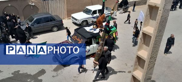 مراسم عاشورای حسینی در روستای بزنجرد