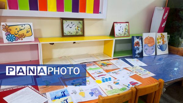 نمایشگاه هنری؛ جرقه‌ای از امید و استعداد در دبستان آرمینه مصلی‌نژاد