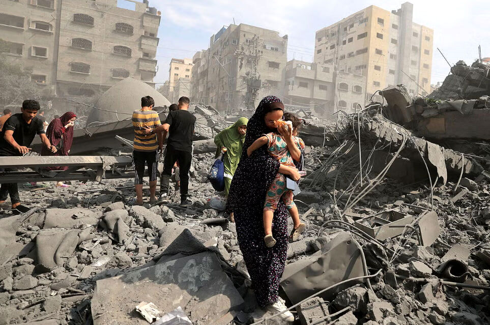 پیکر ۱۳۷ فلسطینی در غزه از زیر آوارها خارج شد