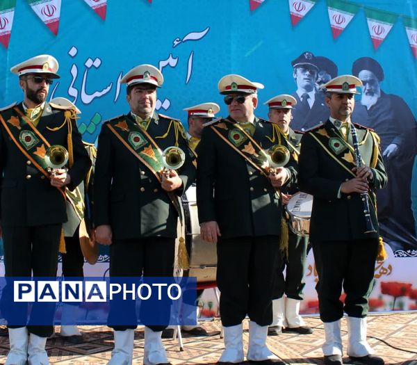 زنگ انقلاب در یزد طنین انداز شد