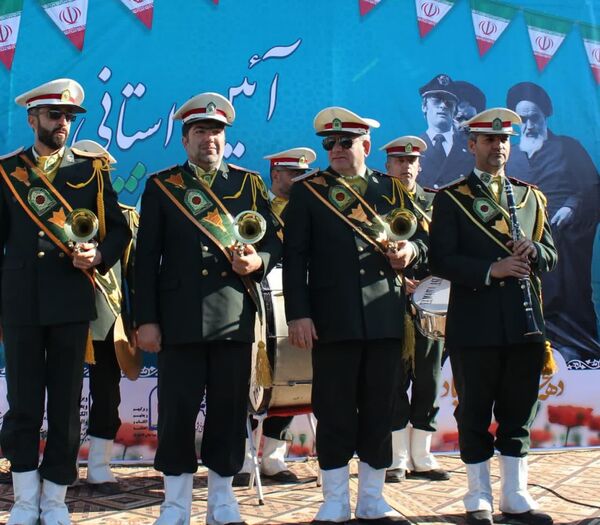 زنگ انقلاب در یزد طنین انداز شد