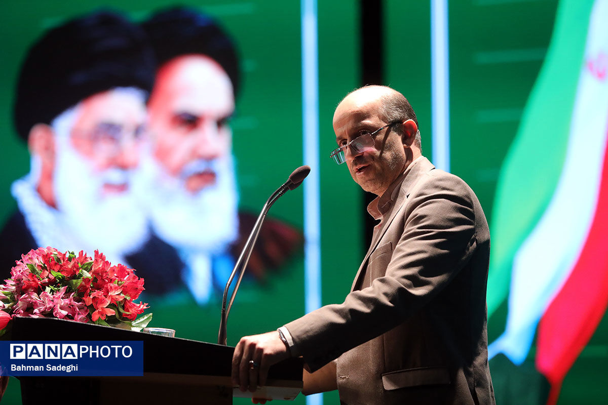 ضرورت به‌کارگیری روش‌ها و محتواهای نوین آموزشی برای ارتقای «تجربه یادگیری» و تحقق «عدالت آموزشی»