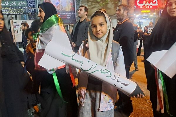 اجتماع فرهنگیان و دانش‌آموزان شهرستان شهریار به مناسبت اربعین رهبر شهید و شهدای دانش آموز شجره طیبه
