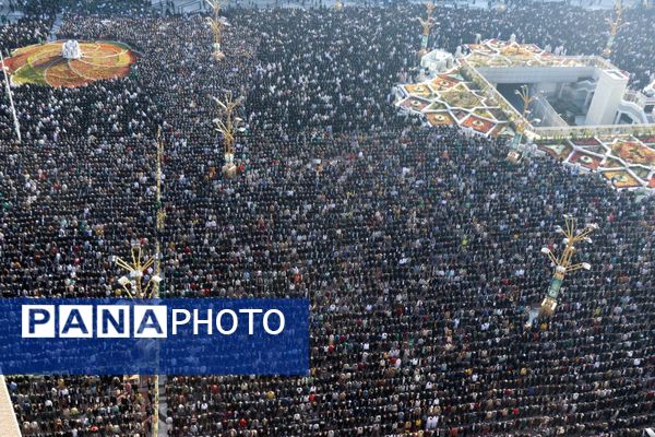 حرم مطهر رضوی، غرق در نوای مهمانان خدا