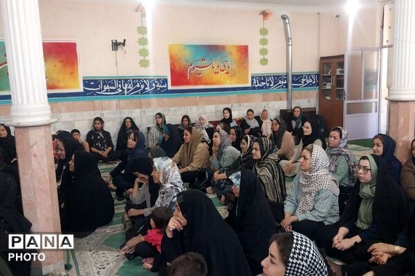 انتخابات انجمن اولیا و مربیان و تجلیل از اعضای انجمن سال گذشته در دبستان مهران