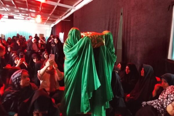 سوگواری مردم شهرستان دلیجان در روز شهادت حضرت رقیه (س) دختر سه ساله امام حسین (ع)