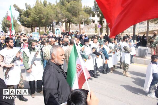 راهپیمایی پرشور مردم گرمه در روز قدس 