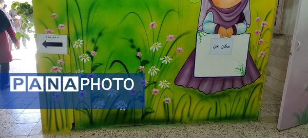 دانش‌آموزان دبستان دخترانه فرهنگیان با مهارت‌های اولیه امداد و نجات آشنا شدند