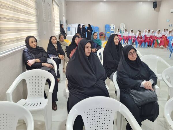 آیین نمادین «جشن عاطفه‌‌ها» در ناحیه یک بندرعباس 