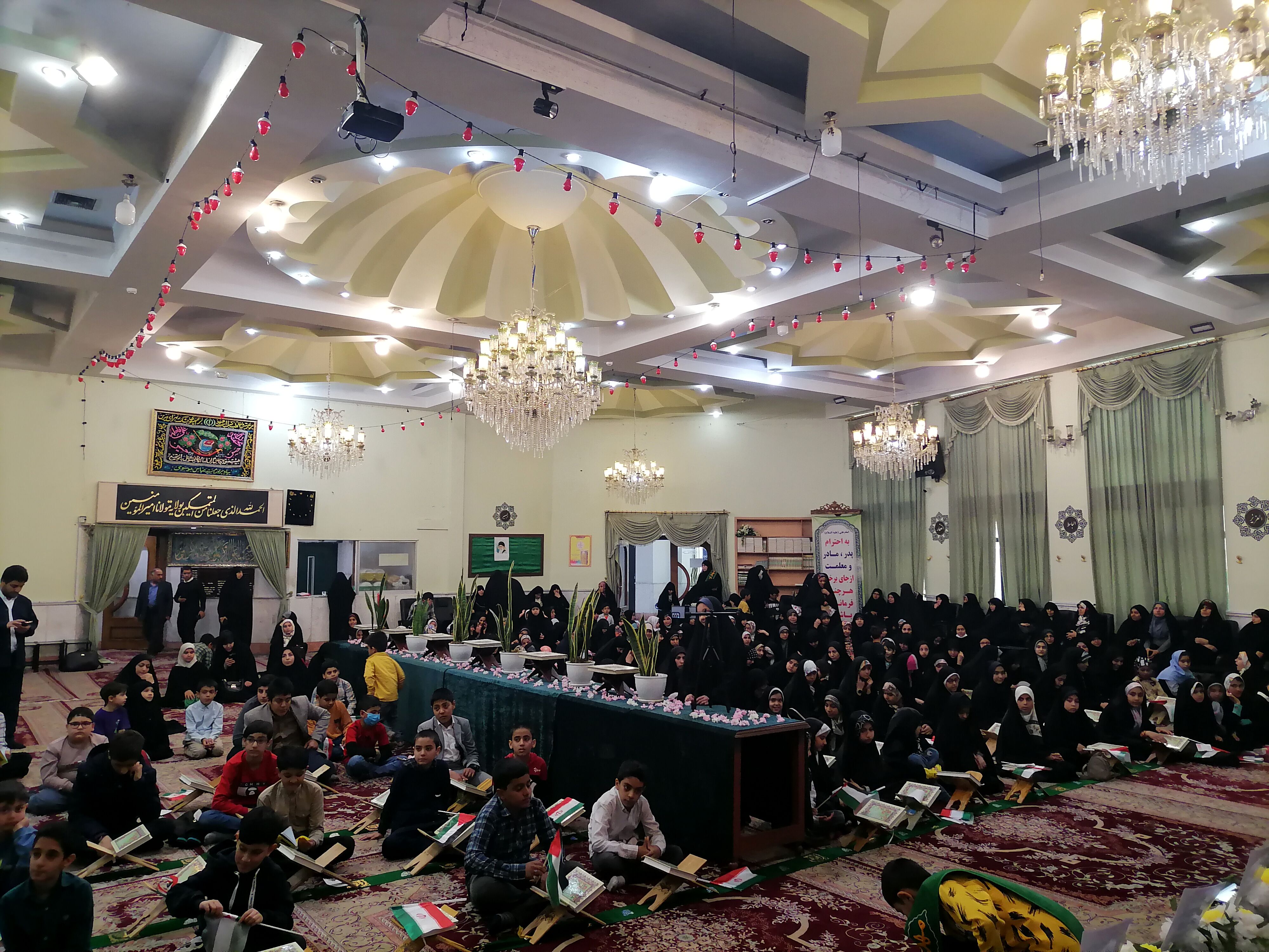 محفل نور در حمایت از دفاع مشروع نیروهای مقاومت سپاه پاسداران