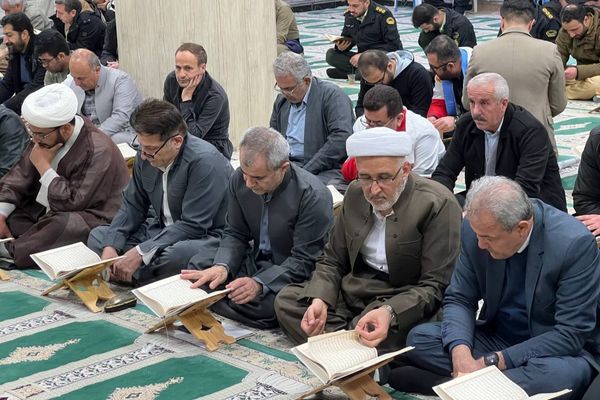 محفل انس با کلام وحی در دهه فجر
