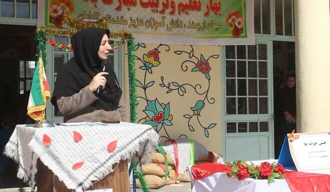 جشن جوانه ها در دبیرستان دخترانه نور