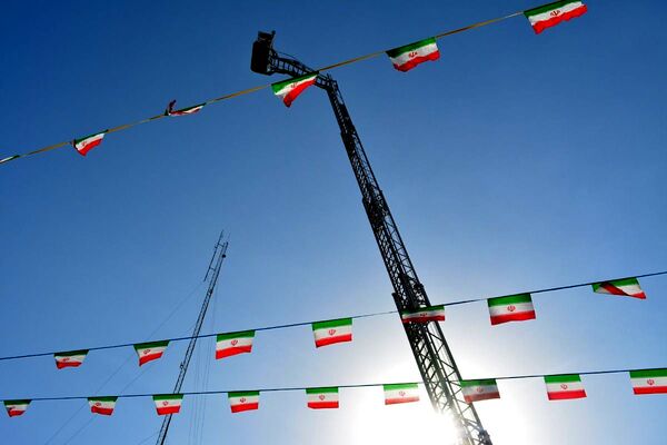 بهارستان روی ریل پیشرفت، افتتاح چندین طرح خدماتی و عمرانی