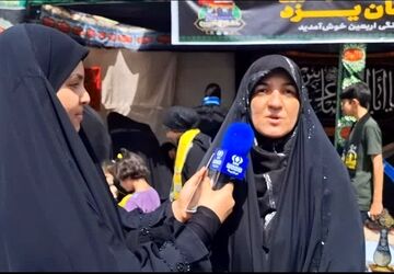 برپایی موکب دانش آموزی در مسیر پیاده‌روی جاماندگان اربعین در یزد