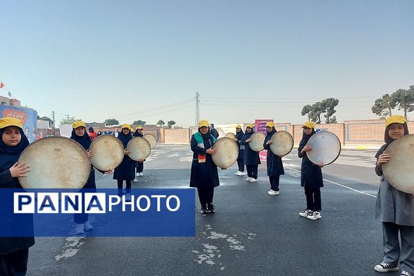 آیین بهره برداری از مدرسه شهدای پالایشگاه تهران در کهریزک 