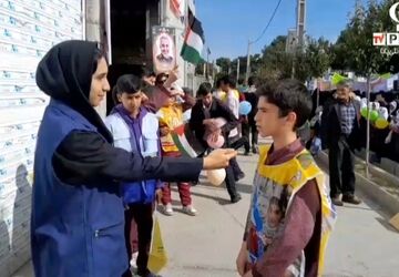 برای حمایت از کودکان غزه به راهپیمایی آمدیم