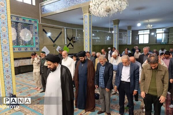  آیین عید قربان با حضور نمازگزاران در مسجد علی‌ابن‌ابی‌طالب(ع) رودهن