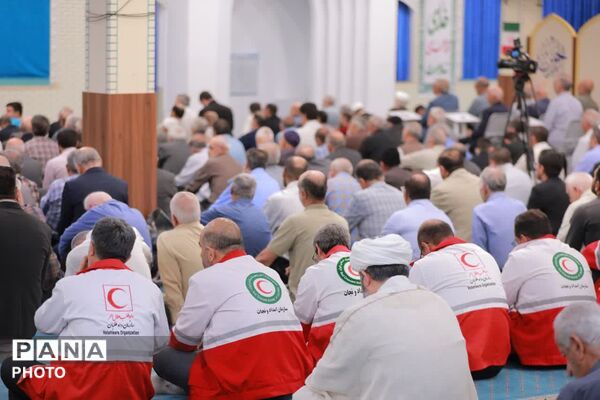 نماز جمعه ساوجبلاغ؛ تجلی معنویت، بصیرت و وحدت