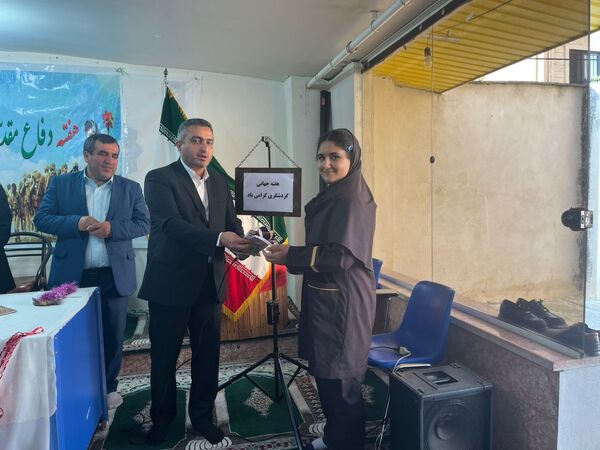 به صدا در آمدن زنگ هفته گردشگری در دبیرستان فاطیما