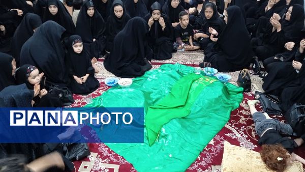 برگزاری روضه های خانگی در روستای فدافن