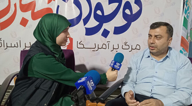 گفت‌وگوی دانش‌آموزخبرنگاران پانا در حاشیه مواکب نوجوان مبارز 