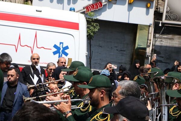 وداع با پیکر مطهر شهید حسین امیرعبدالهیان در شهرستان ری
