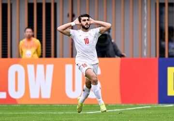انتقال رسمی رضا غندی پور به شباب الاهلی امارات