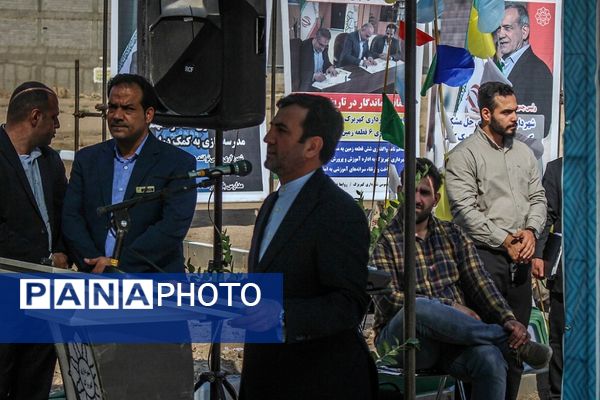 آیین خشت گذاری سه مدرسه ۱۵ کلاسه در کهریزک