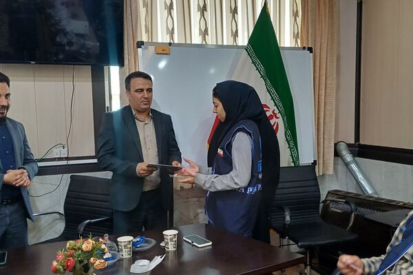 مراسم تجلیل از دانش آموز خبرنگاران پانا ناحیه 3 شیراز