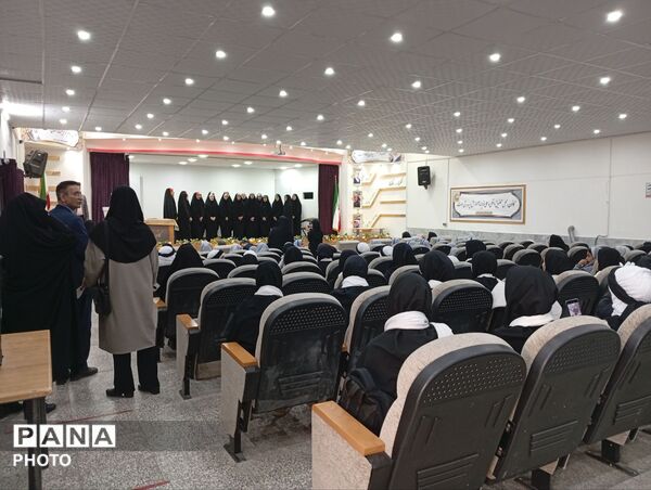 مسابقات سرود و لالایی خوانی در خلیل آباد