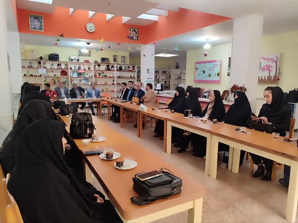 جلسه تقدیر از مدیران و معاونین پرورشی در کانون پرورش فکری کودکان و نوجوانان