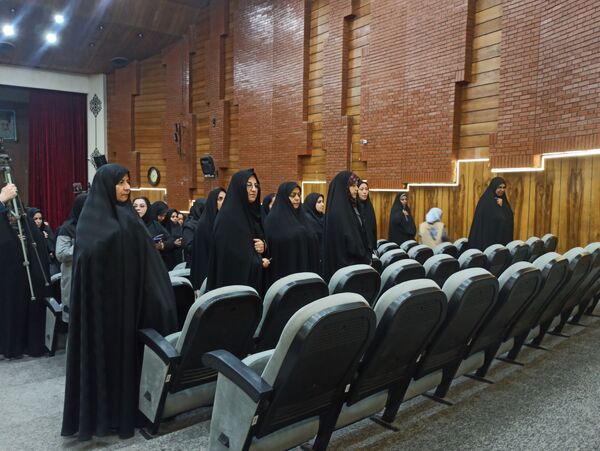 نشست طرح نماد در تالار تربیت ؛ گامی برای تقویت مراقبت اجتماعی دانش‌آموزان 