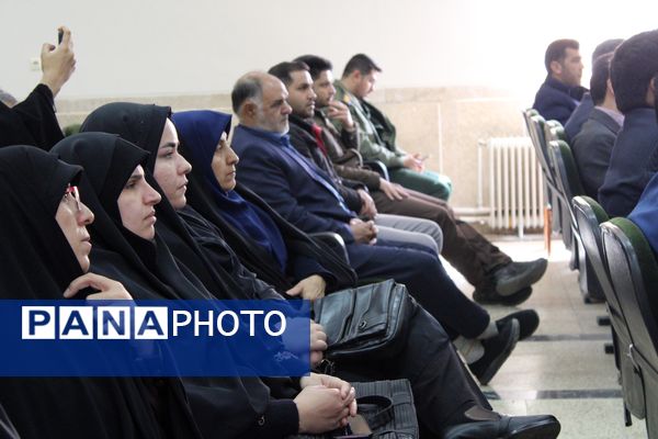 وداع ۲۴ سال خدمت صادقانه در آموزش‌ و پرورش شهرستان بن