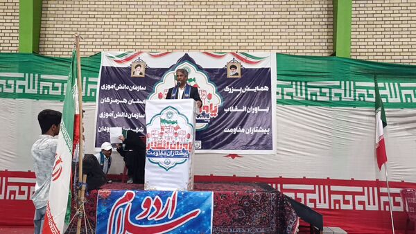 مانور تشکیلاتی یاوران انقلاب پیشتازان مقاومت در رودان 